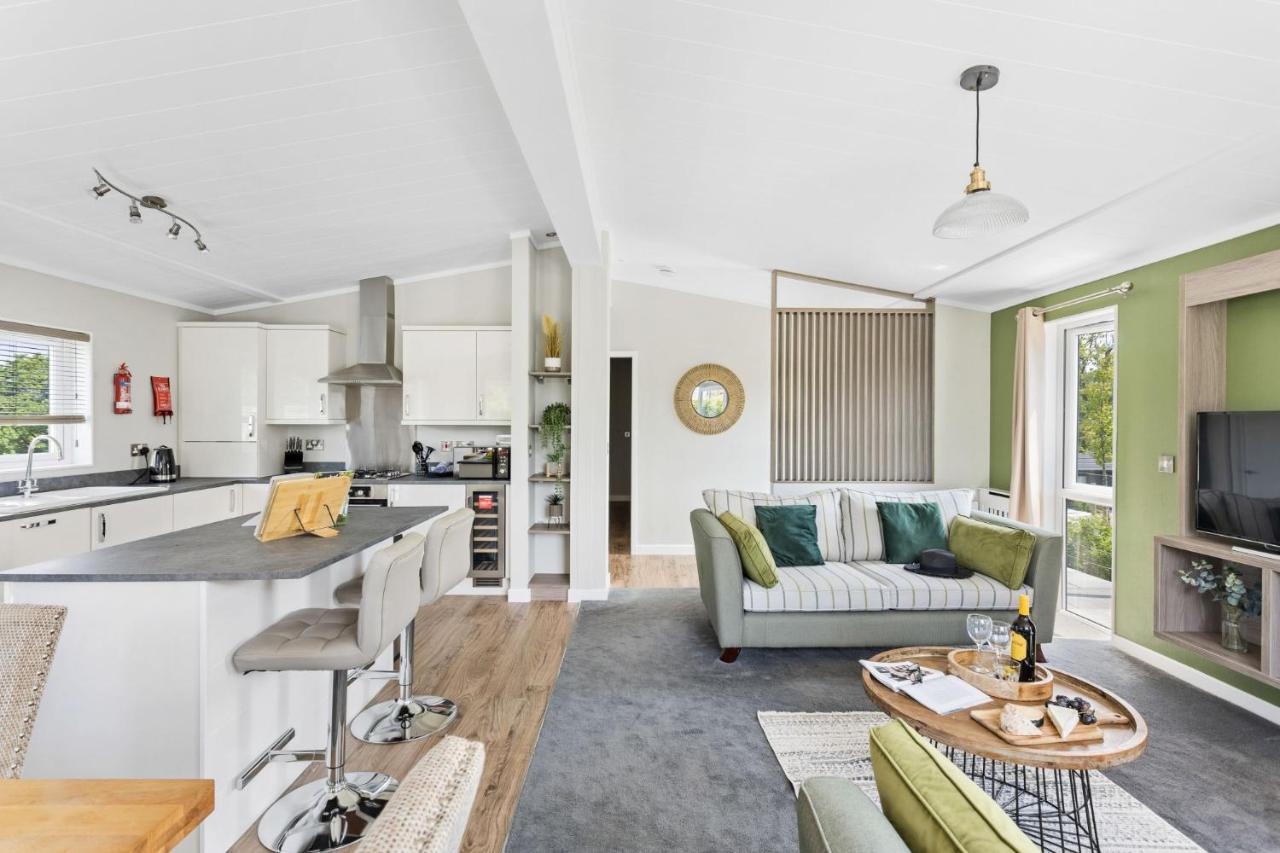 Rose Lodge, 21 Roadford Lake Lodges 利夫顿 外观 照片