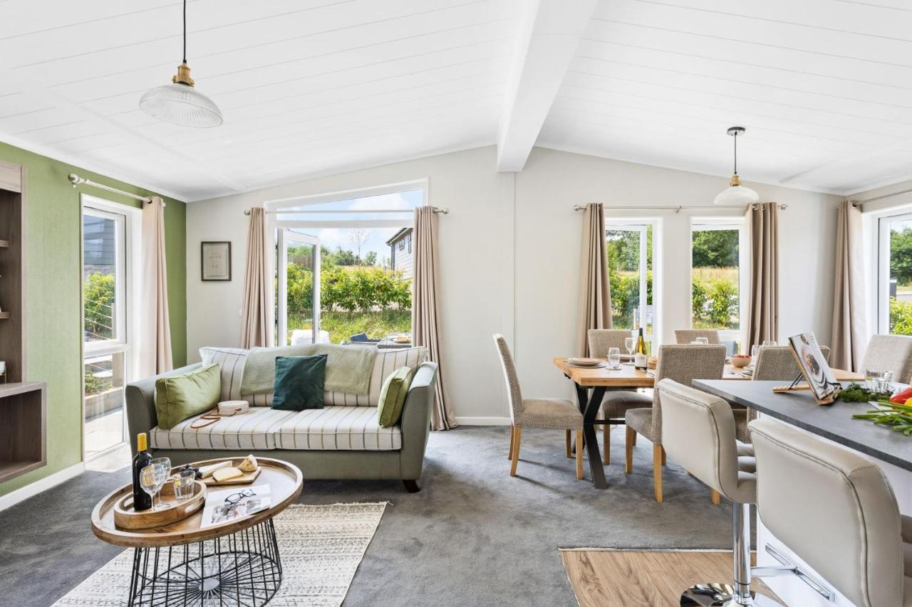 Rose Lodge, 21 Roadford Lake Lodges 利夫顿 外观 照片