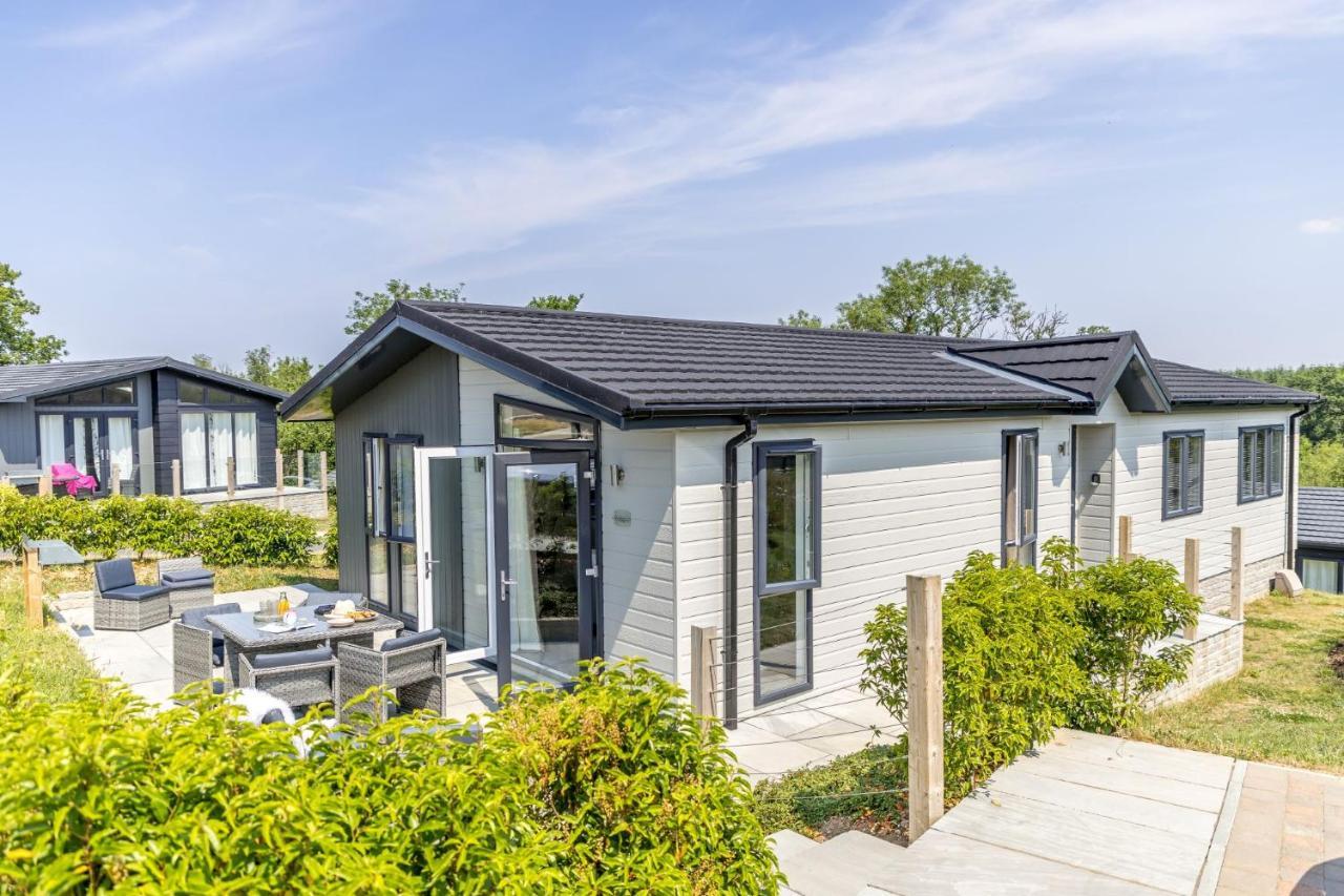 Rose Lodge, 21 Roadford Lake Lodges 利夫顿 外观 照片