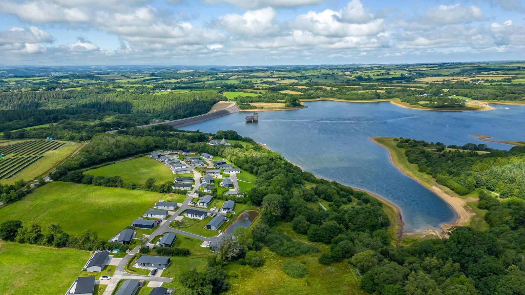 Rose Lodge, 21 Roadford Lake Lodges 利夫顿 外观 照片